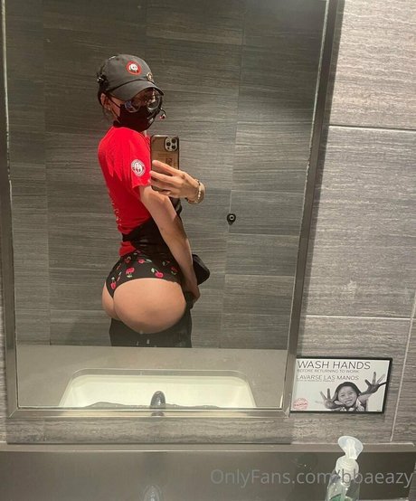 taliieaa star nudes photo