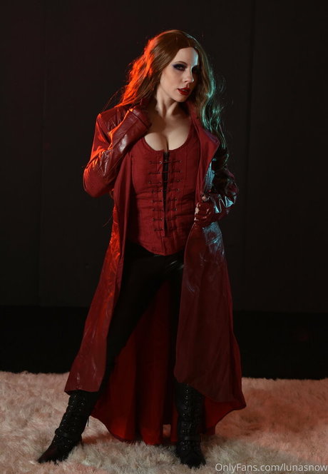 lunasnow pornstar naked pics