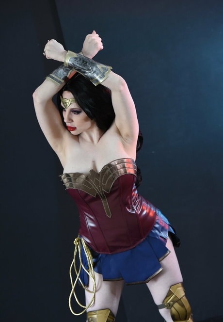 lunasnow pornstar hd img