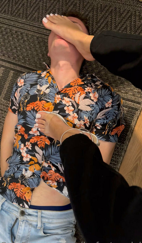 emily footmodel model nudes gallery