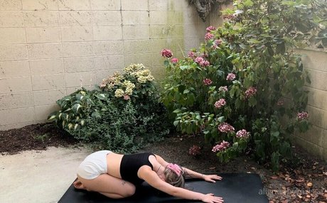 ebony white cock onlyfans nude archive