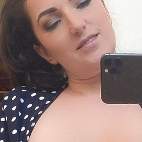 morealice adult model pic