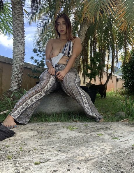 purplehoneydiesel model adult pictures