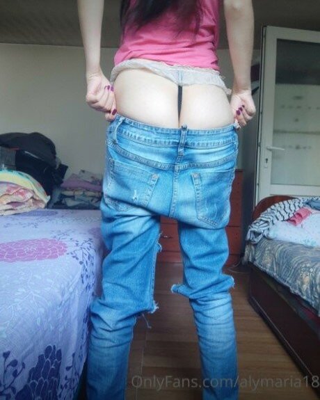 alymaria18 xxx model pics