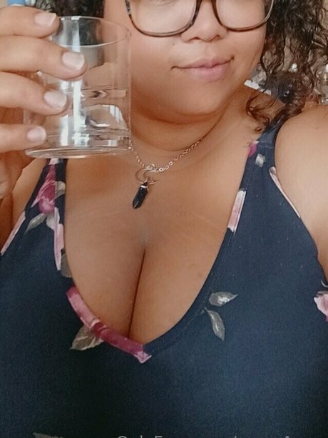 gwen4you Quick model image