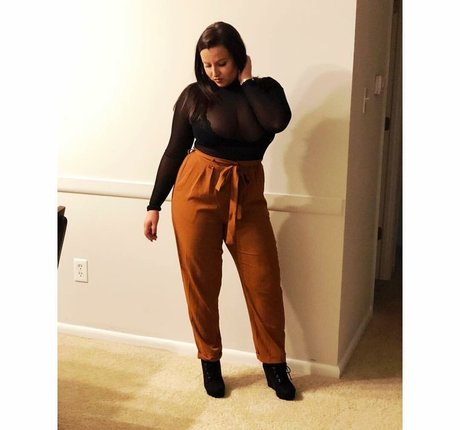 Lizzy Maguire star nudes gallery