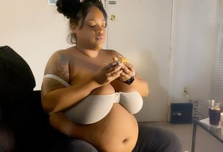 chyynotshyy perfect pornstar gallery