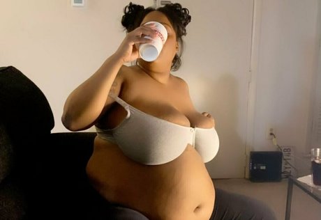 chyynotshyy star perfect pics