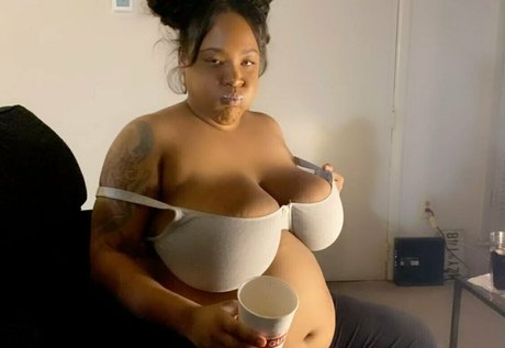 chyynotshyy actress picture