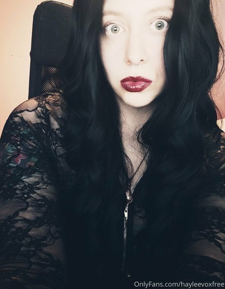 hayleevoxfree pornstar top img