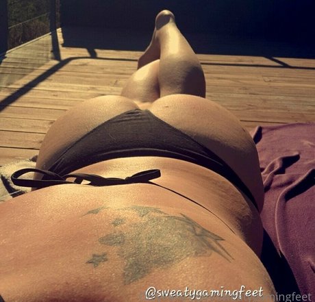 sweatygamingfeet model best galleries