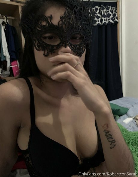 sarahrobert pretty pornstar galleries