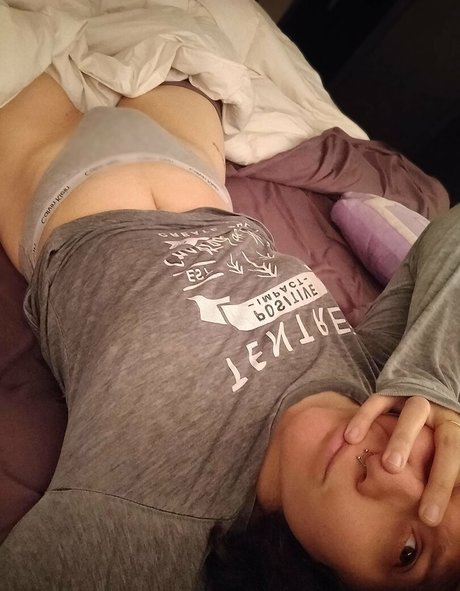 verybruta model adult photos