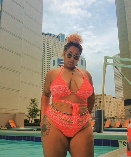 TheeChinaWhite art actress image