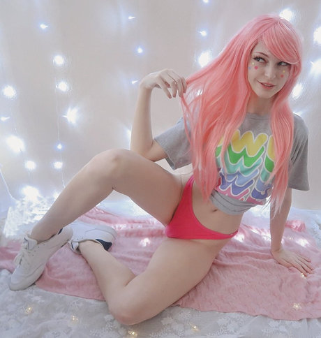 Faerver porn actress picture