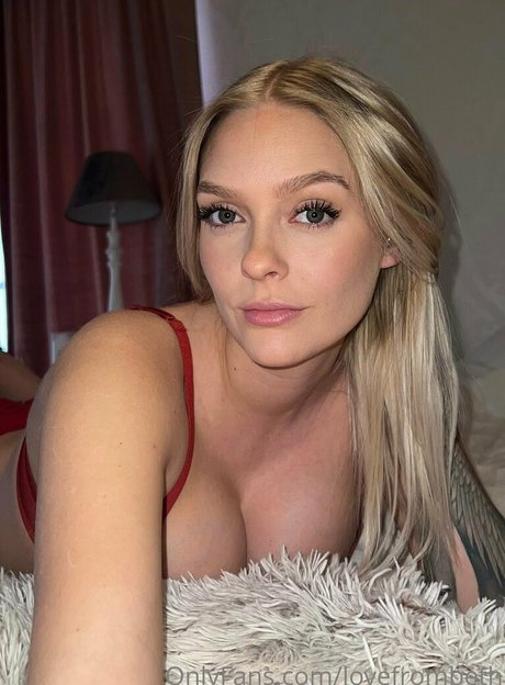 LoveFromBeth hd star pictures