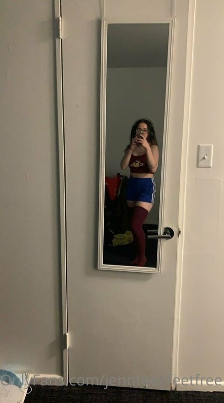 jennteenfeetfree naked pornstar archive