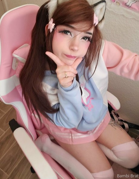 tiny onlyfans xxx image