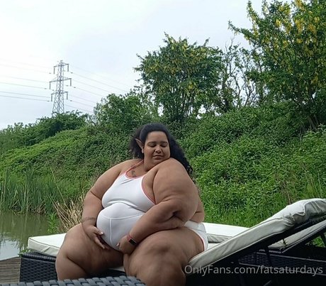 fatsaturdays high quality star photo