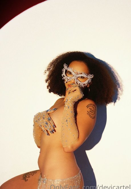 Devicartel star perfect pic