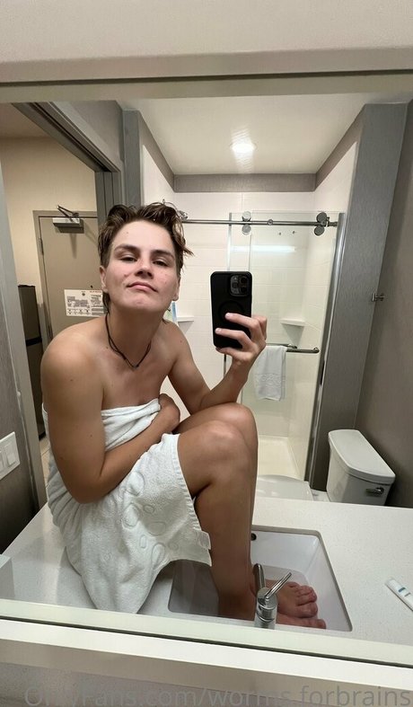 asian college onlyfans naked images