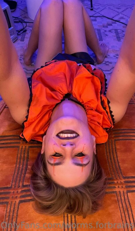 worms forbrains model nudes pics