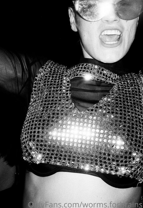 worms forbrains sexy star picture