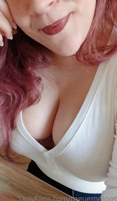 roguemelons star sexy pics