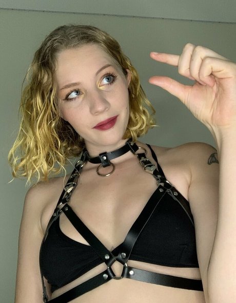 spoilmissb nude actress pictures