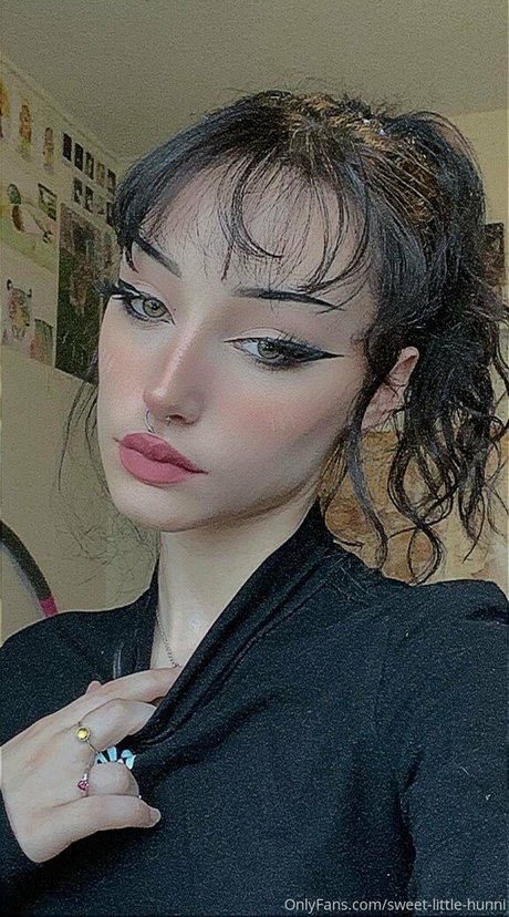 sweet little hunni beautiful actress archive