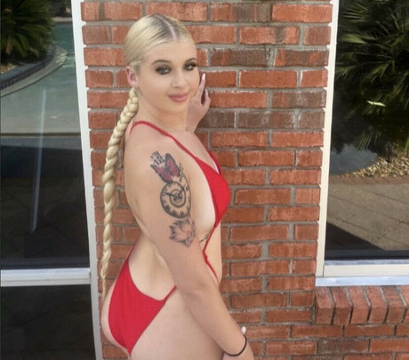 Kuttemreece pornstar beautiful pictures