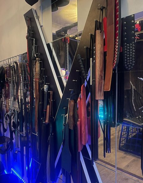 rubberangeldoll model pornographic image