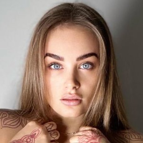 rozelemonade model porn pic