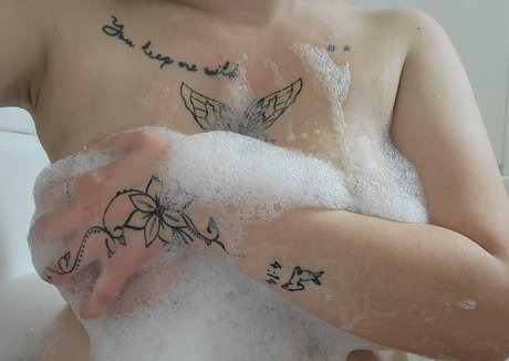 big tits midget onlyfans nude pic