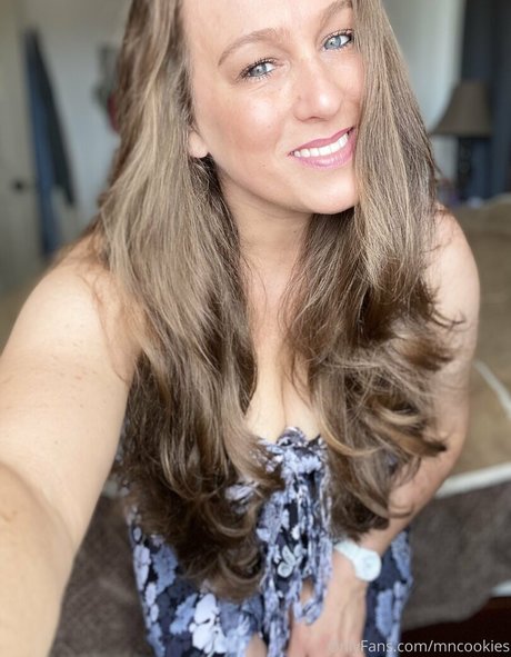 mncookies model art picture