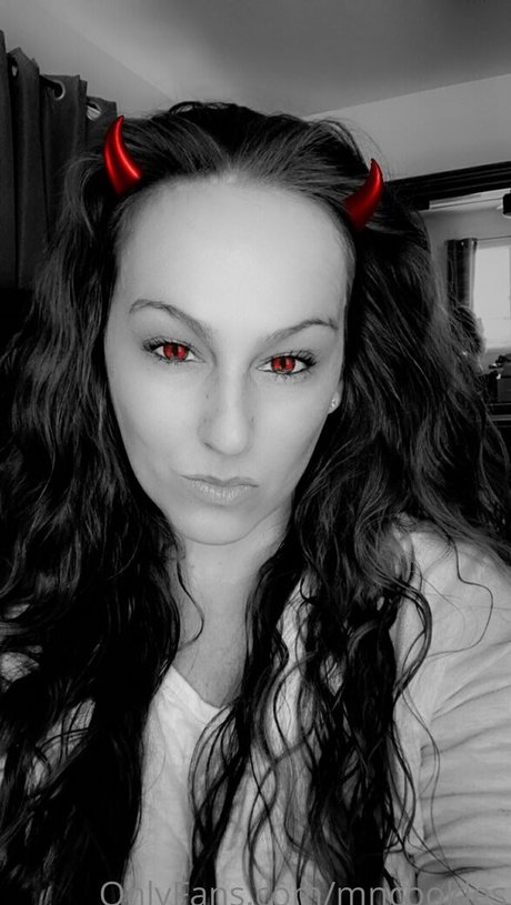 social media influencer onlyfans art porn pictures