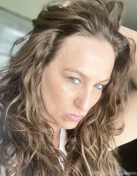 mncookies nudes star photos