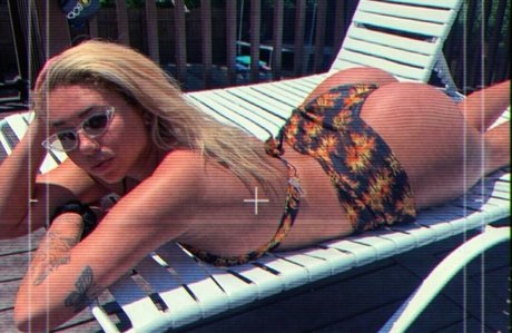 Meya Taylor_ sexy star photos