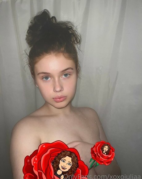 xoxojuliaa exclusive pornstar photo