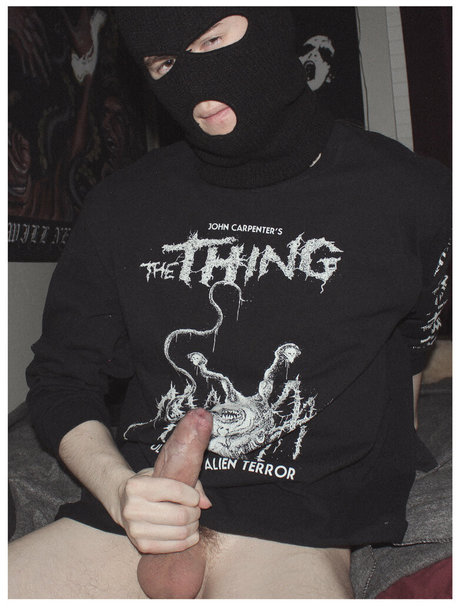 crustbag model nude photo