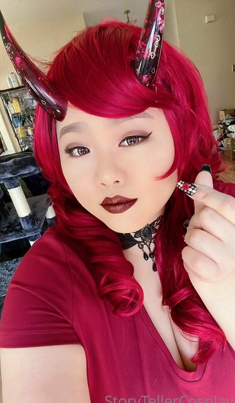 storytellercosplay pretty model img