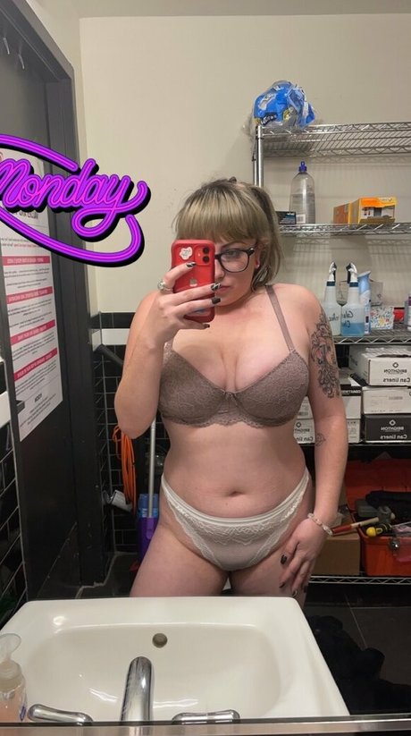 crystal2086bella hd star galleries