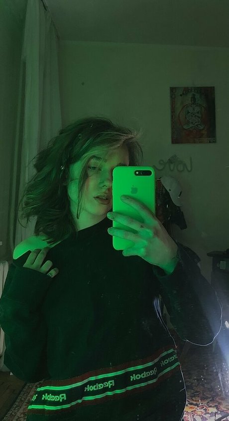 lilbiii star adult picture