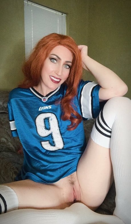 missdavison free model pics