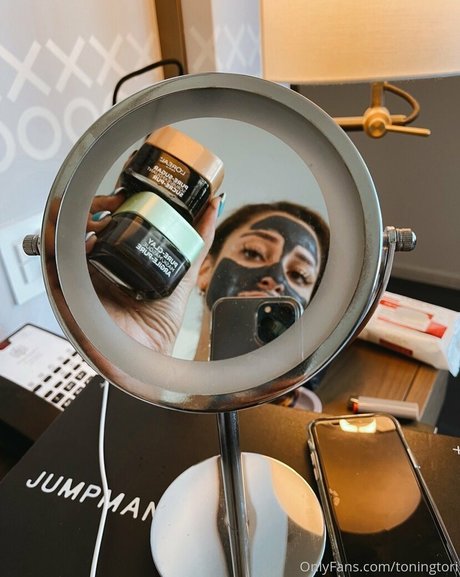 toningtori pornstar top photo