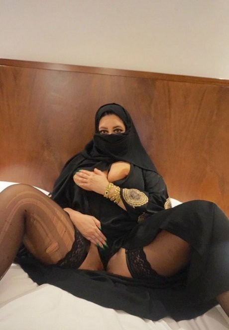 tattooed shemale onlyfans hot nude photo