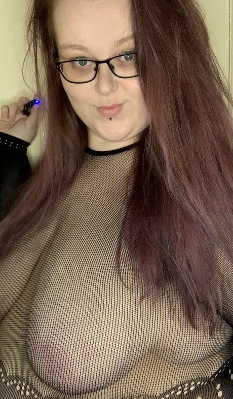 obeymisselle naked actress archive