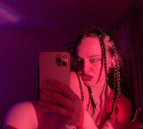 mooanna pretty pornstar photos