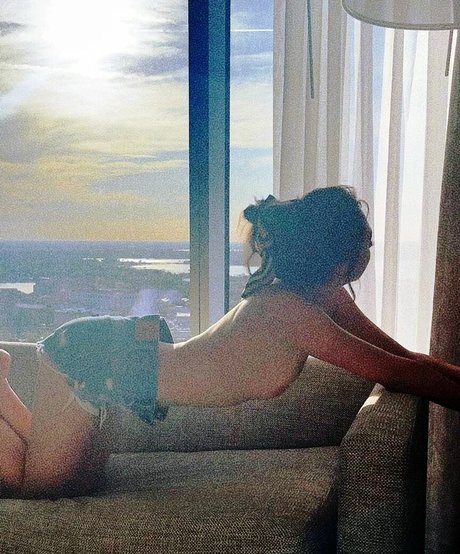 kelseyjonasova star hd photo