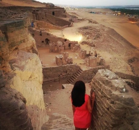 Lara Moreno hd actress img